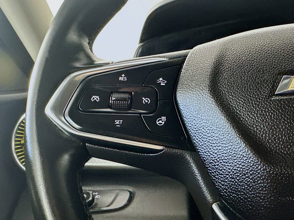 Used 2024 Chevrolet Trax LT w/ LT Convenience Package FWD image 25