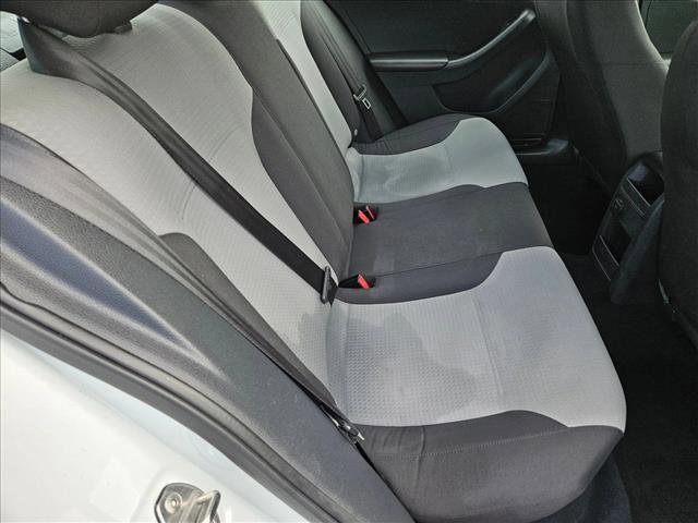 Used 2017 Volkswagen Jetta S image 17