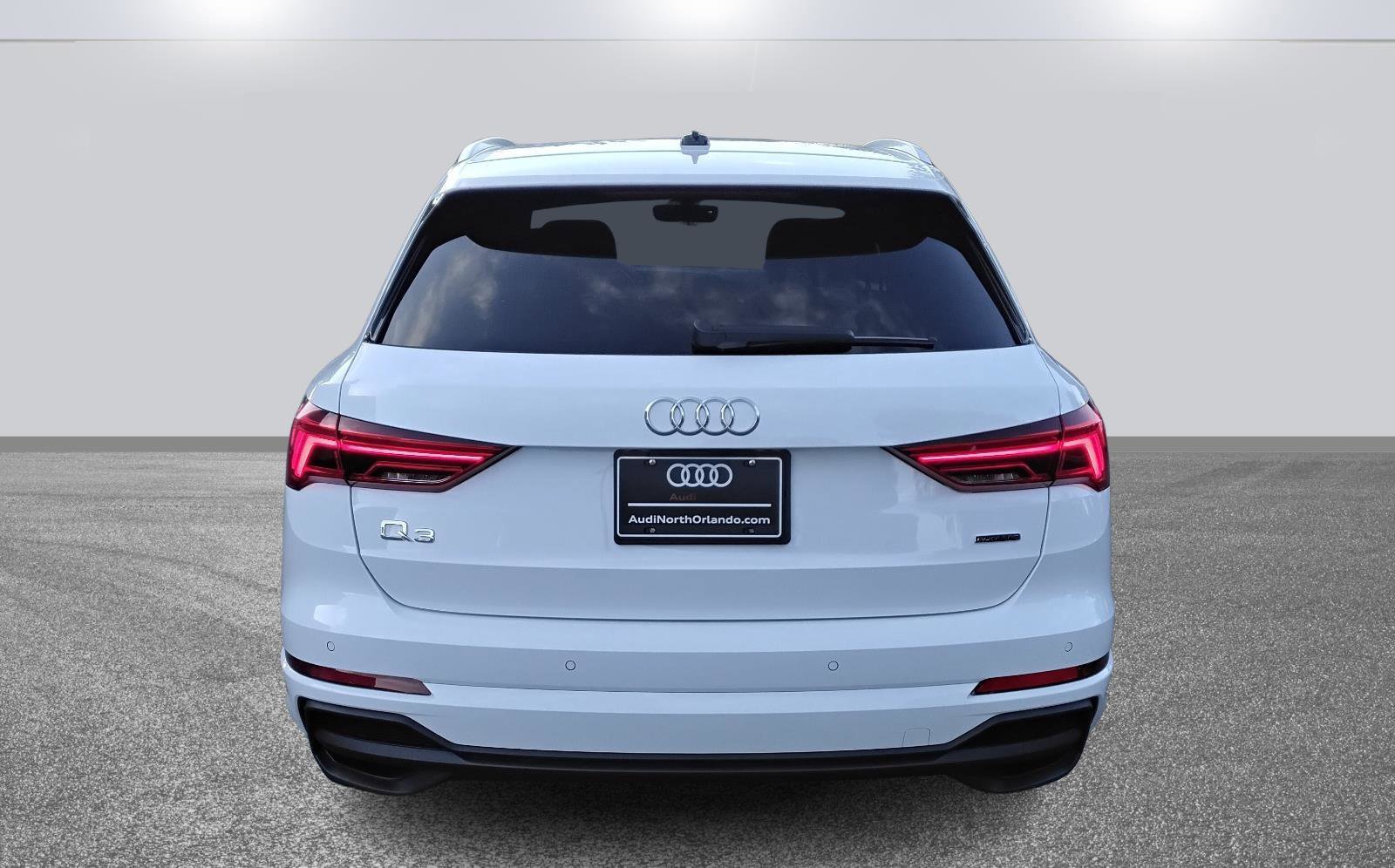 Certified 2025 Audi Q3 2.0T Premium w/ Convenience Package image 5