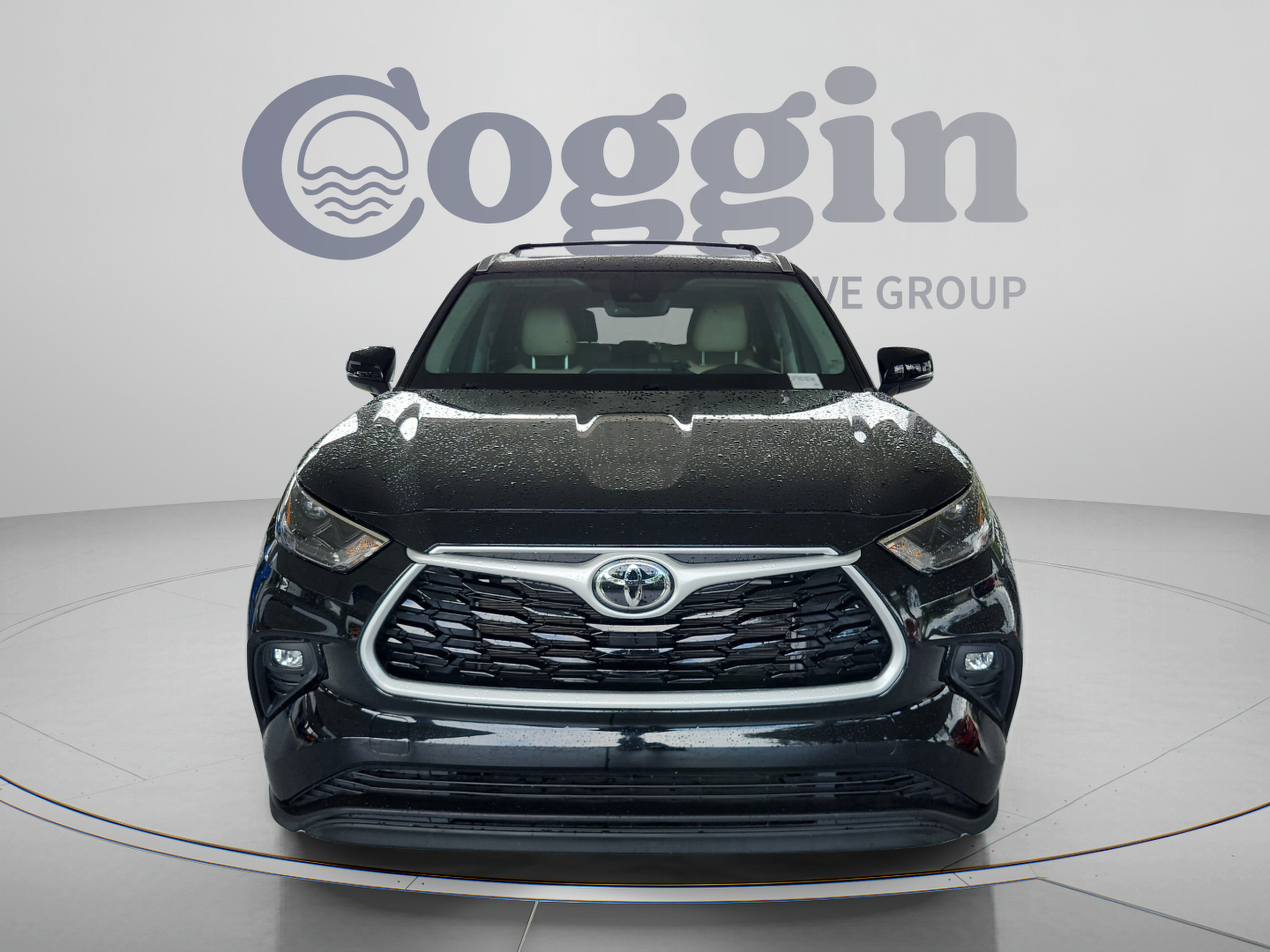 Used 2022 Toyota Highlander XLE FWD image 8