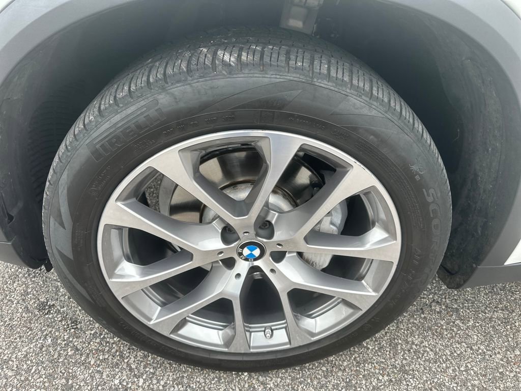 Used 2021 BMW X5 sDrive40i w/ Premium Package image 15
