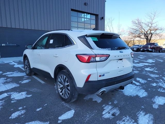 Used 2022 Ford Escape Titanium w/ Class II Trailer Tow Package image 5