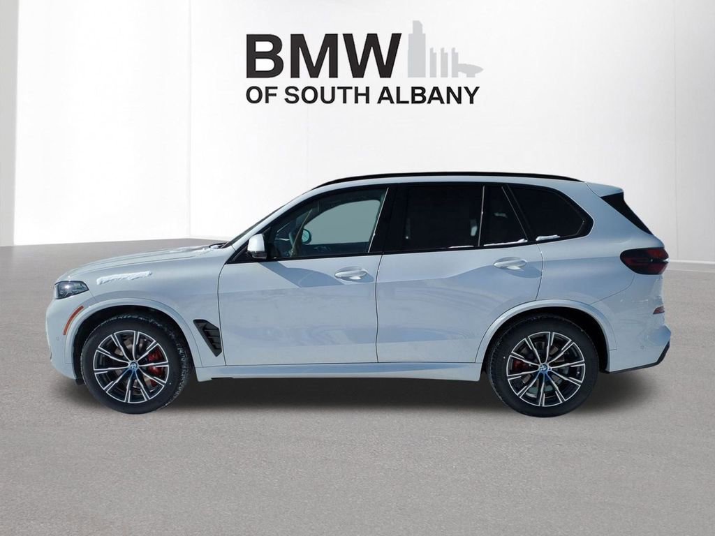 New 2026 BMW X5 xDrive40i w/ M Sport Package image 3