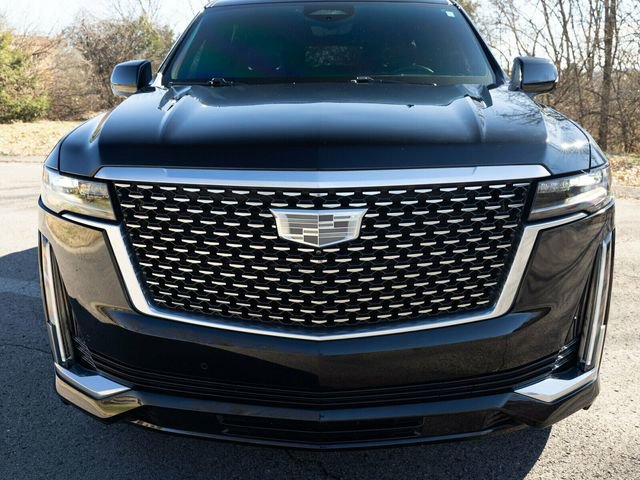 Used 2023 Cadillac Escalade ESV Premium Luxury image 17