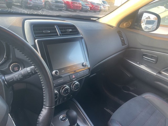 Used 2024 Mitsubishi Outlander Sport SE image 32