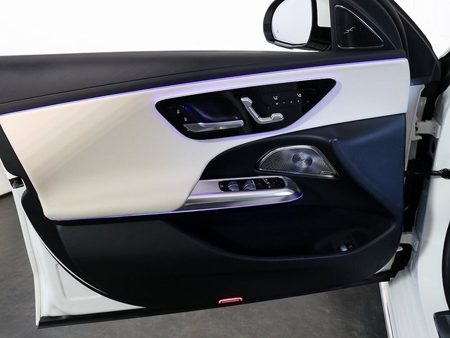 Used 2024 Mercedes-Benz E 350 4MATIC Sedan image 24