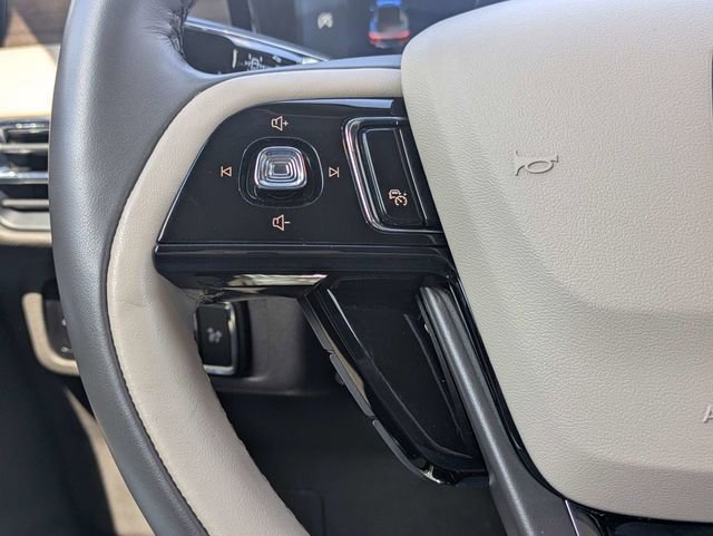 Certified 2023 Lincoln Corsair Reserve image 28