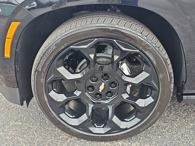 Used 2025 Chevrolet Tahoe High Country AWD/4WD image 34