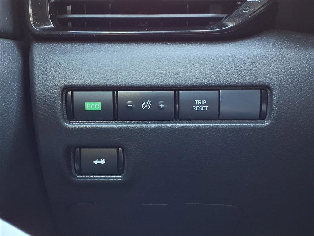 Used 2024 Nissan Sentra SR w/ SR Premium Package image 22