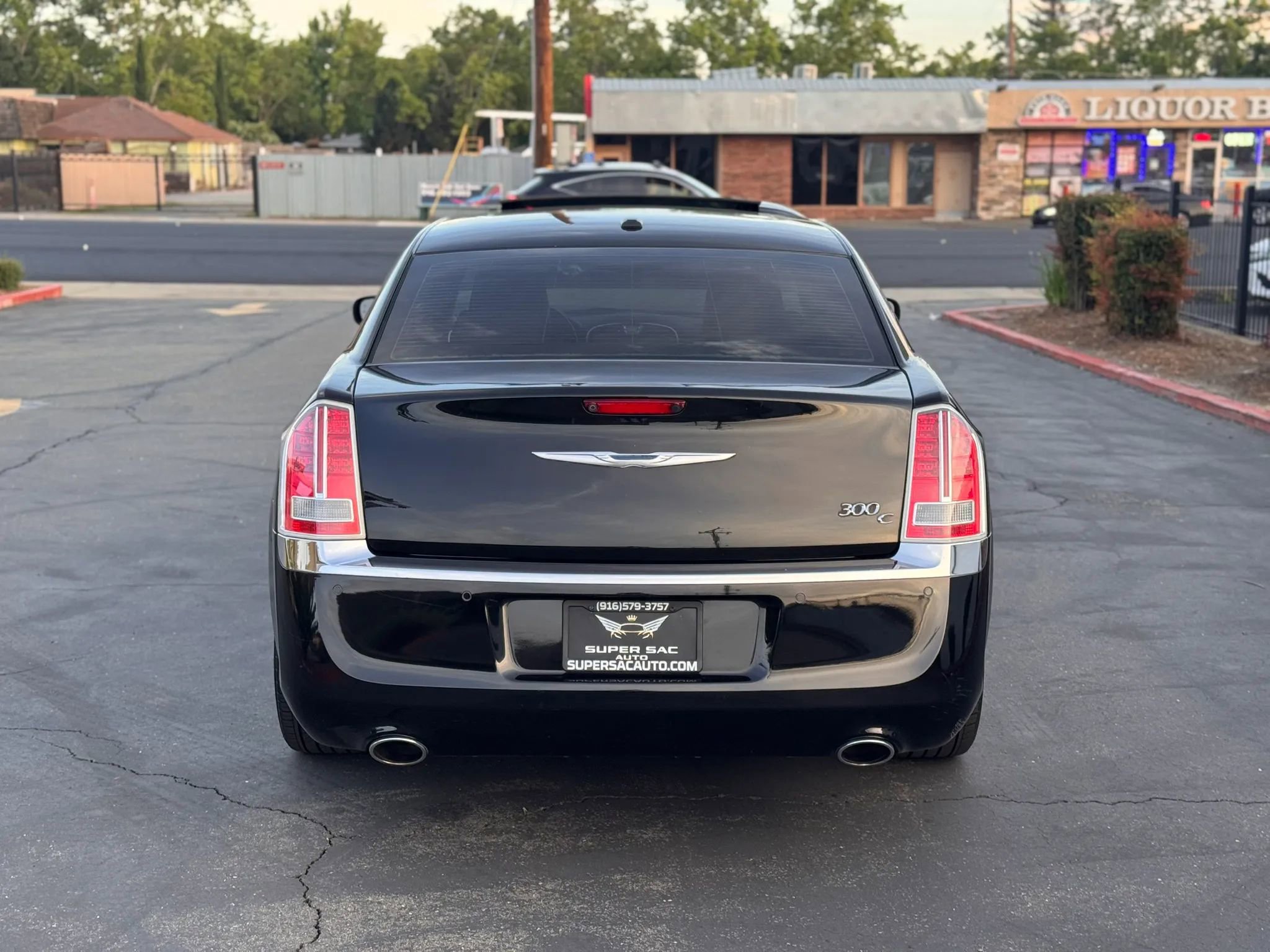 Used 2011 Chrysler 300 C w/ Sound Group RWD image 5
