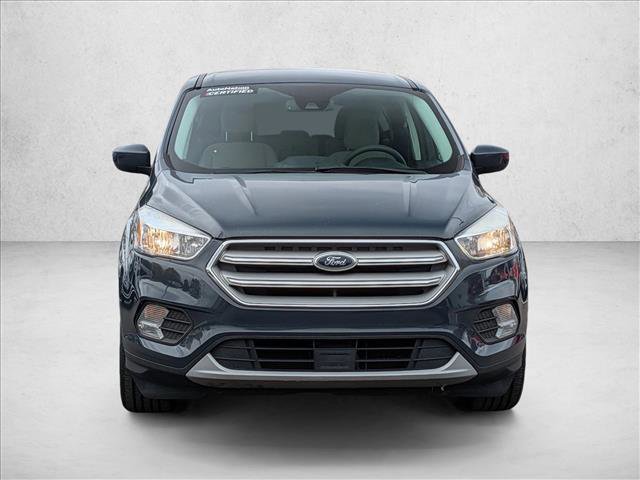Used 2019 Ford Escape SE image 2