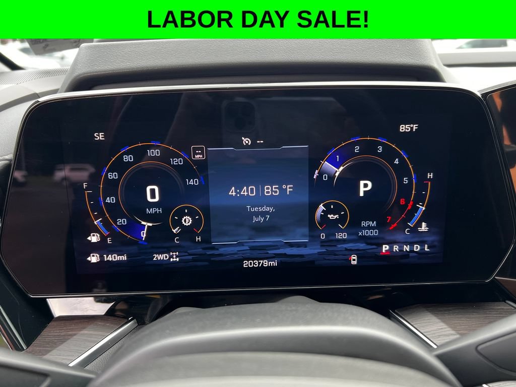 Used 2025 Chevrolet Tahoe Premier AWD/4WD image 5