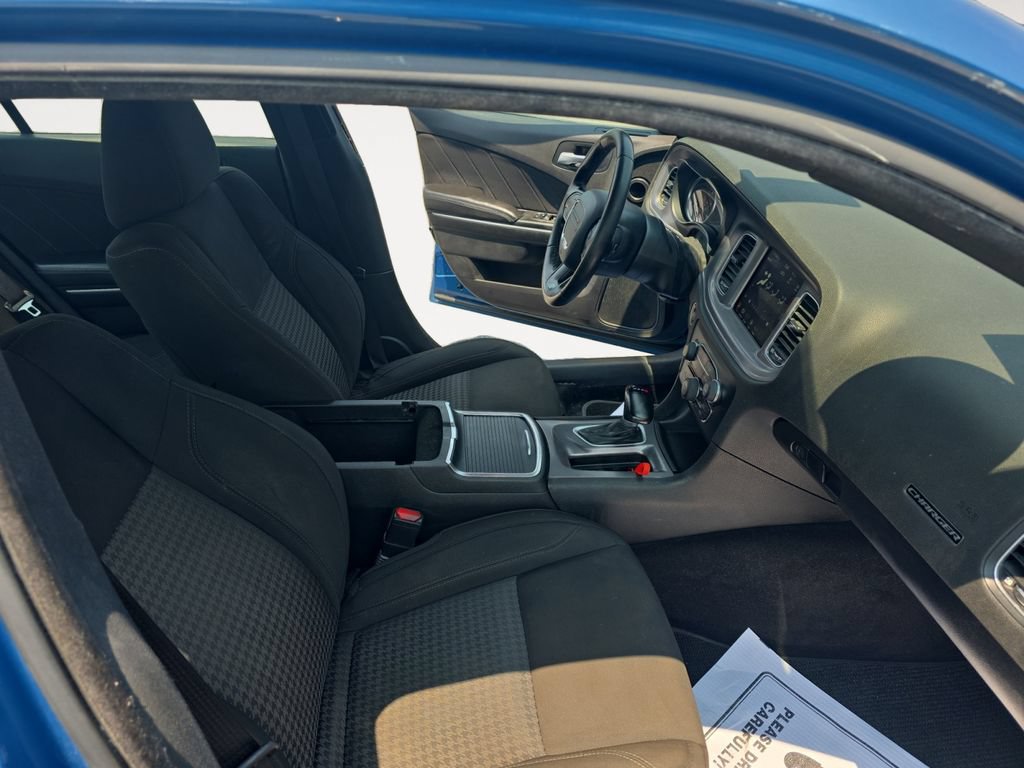 Used 2023 Dodge Charger SXT RWD image 15