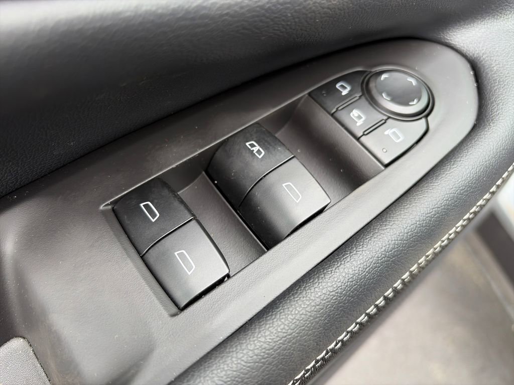 New 2025 Chevrolet Blazer EV LT AWD/4WD image 18