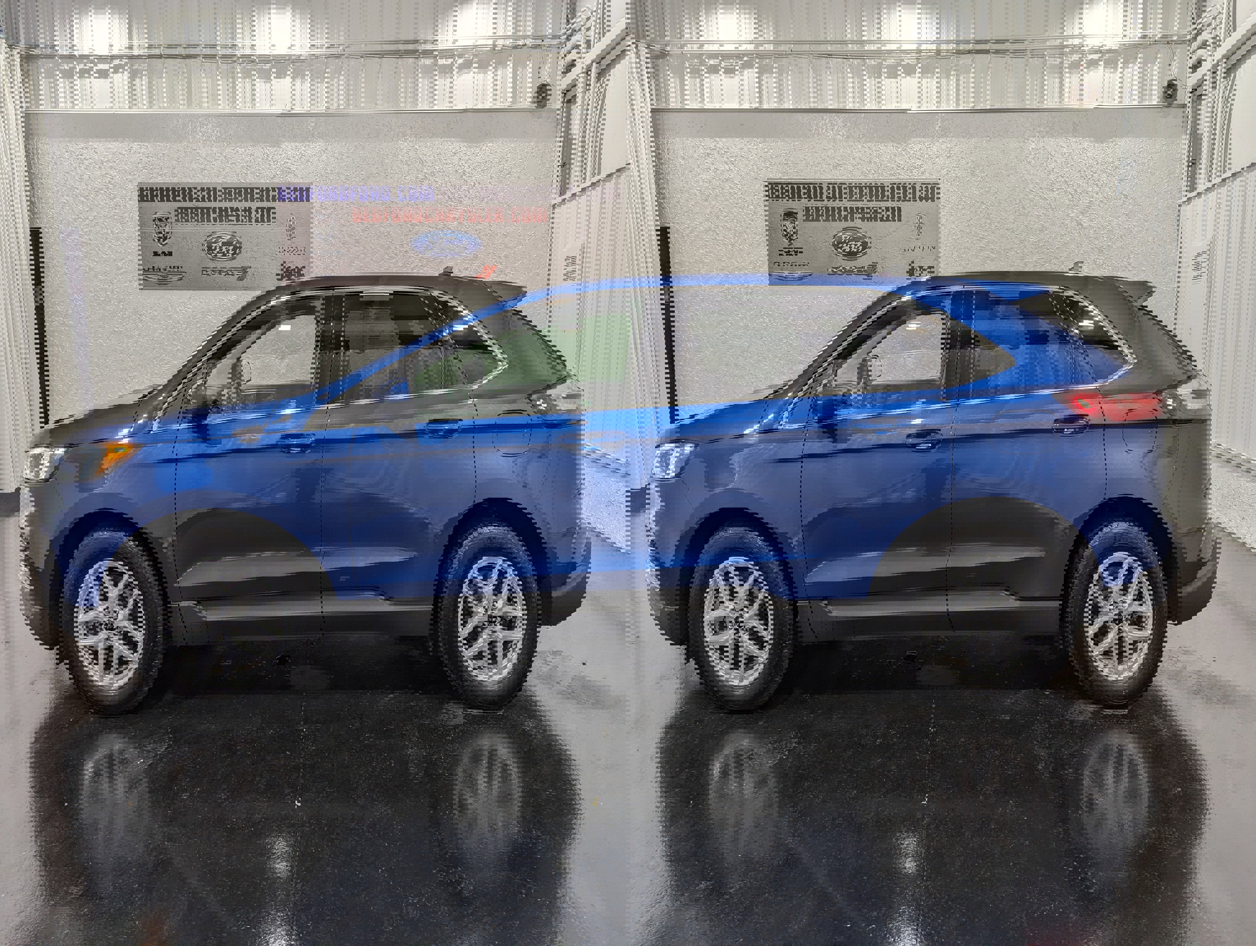Used 2024 Ford Edge SEL w/ Convenience Package image 2