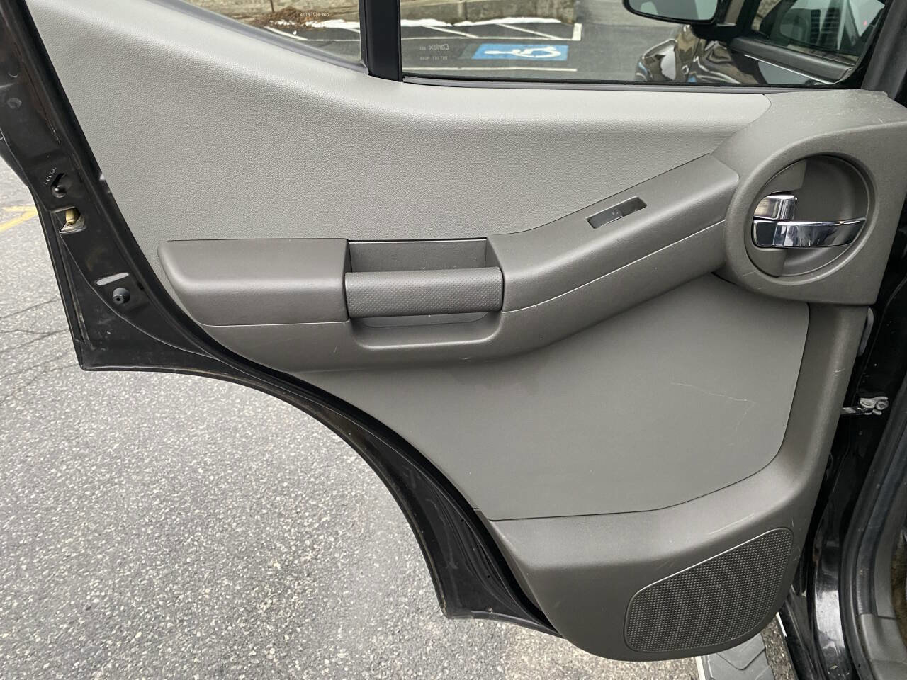 Used 2014 Nissan Xterra S image 30