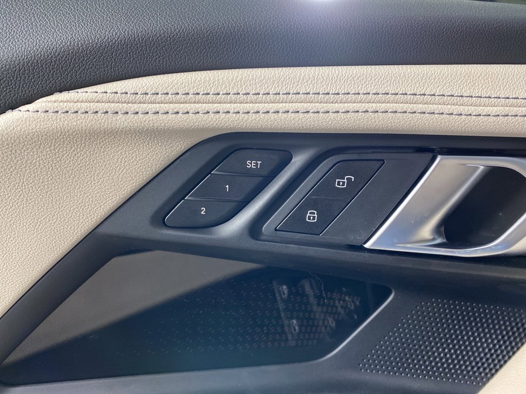 New 2026 BMW M240i xDrive Coupe w/ Premium Package image 9