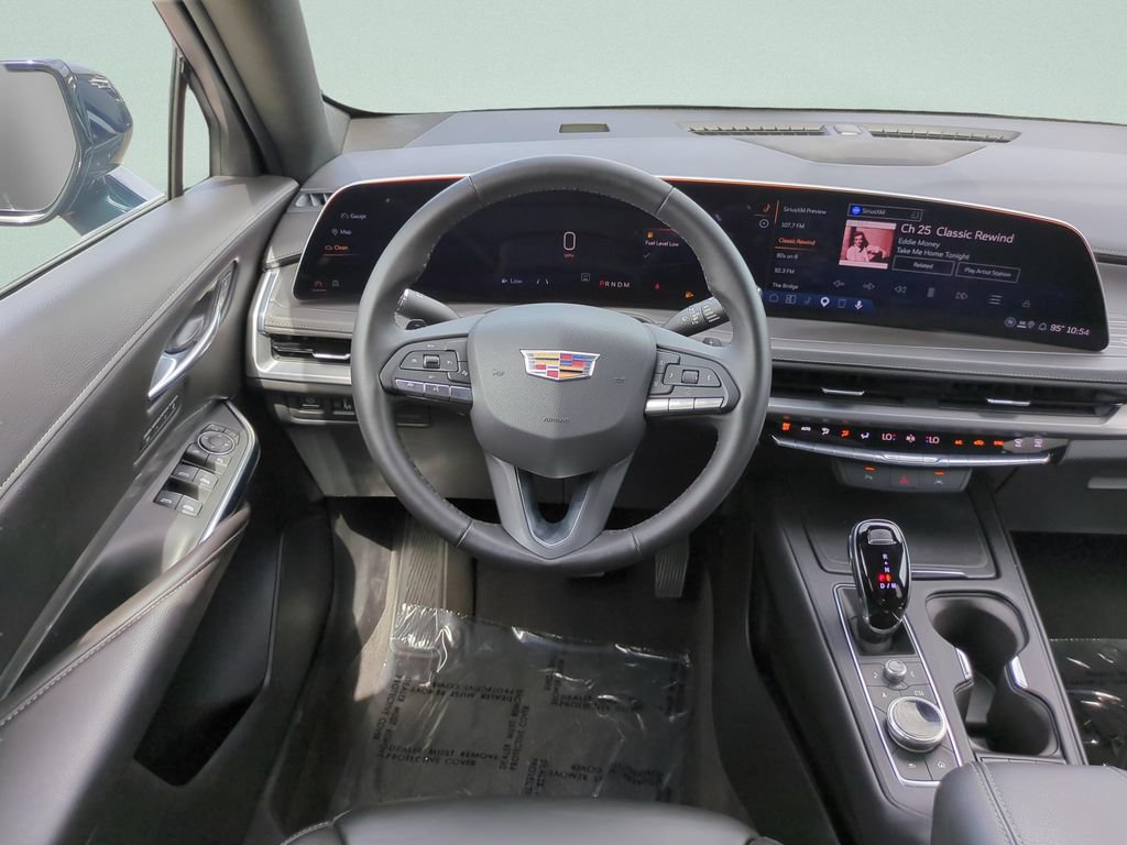 Used 2025 Cadillac XT4 Premium Luxury FWD image 12