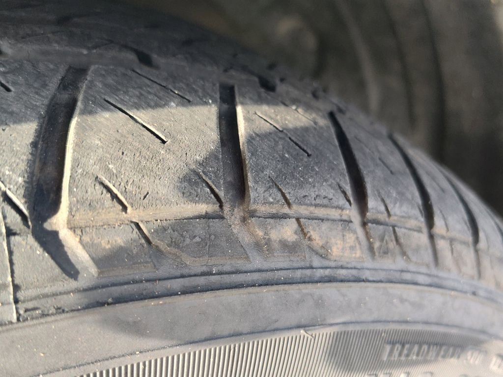 Used 2012 MAZDA MAZDA3 i Touring image 11