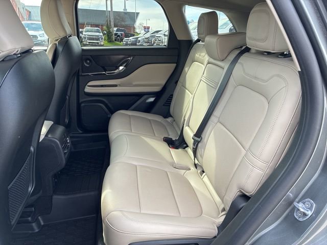 Used 2025 Lincoln Corsair Reserve w/ Equipment Group 202A image 20