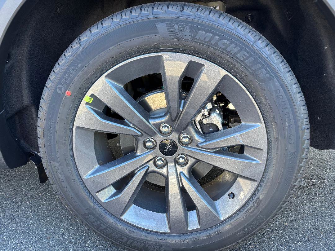 New 2026 Ford Explorer Active image 21