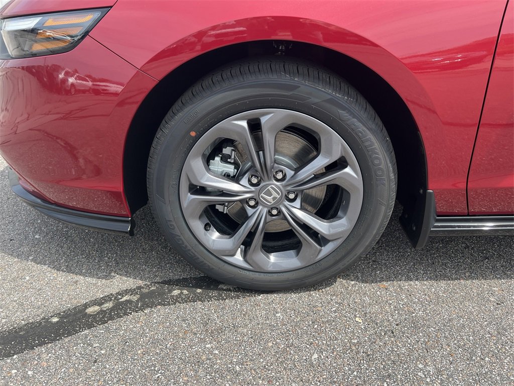 New 2025 Honda Accord EX-L image 11