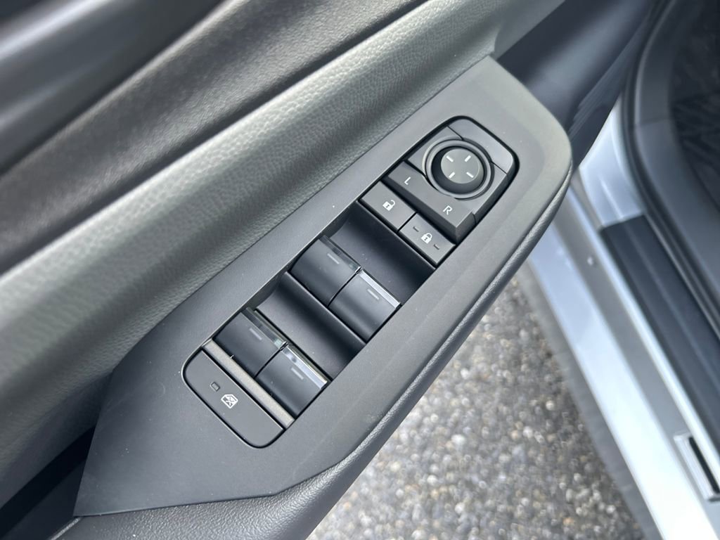 New 2026 Toyota Prius LE AWD/4WD image 19