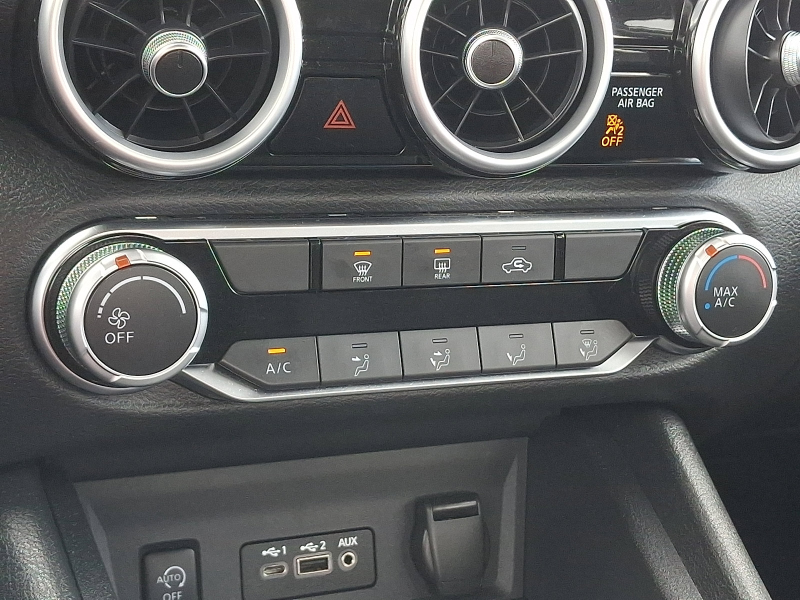 Used 2025 Nissan Sentra SV image 18