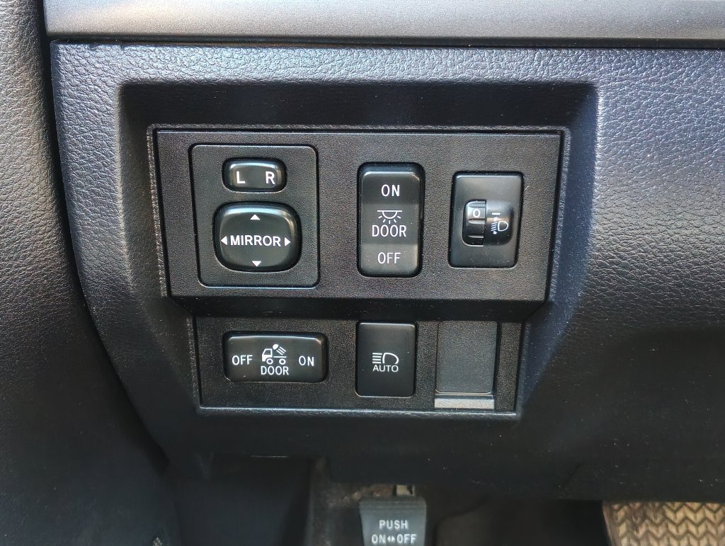 Used 2021 Toyota Tundra SR5 AWD/4WD image 18
