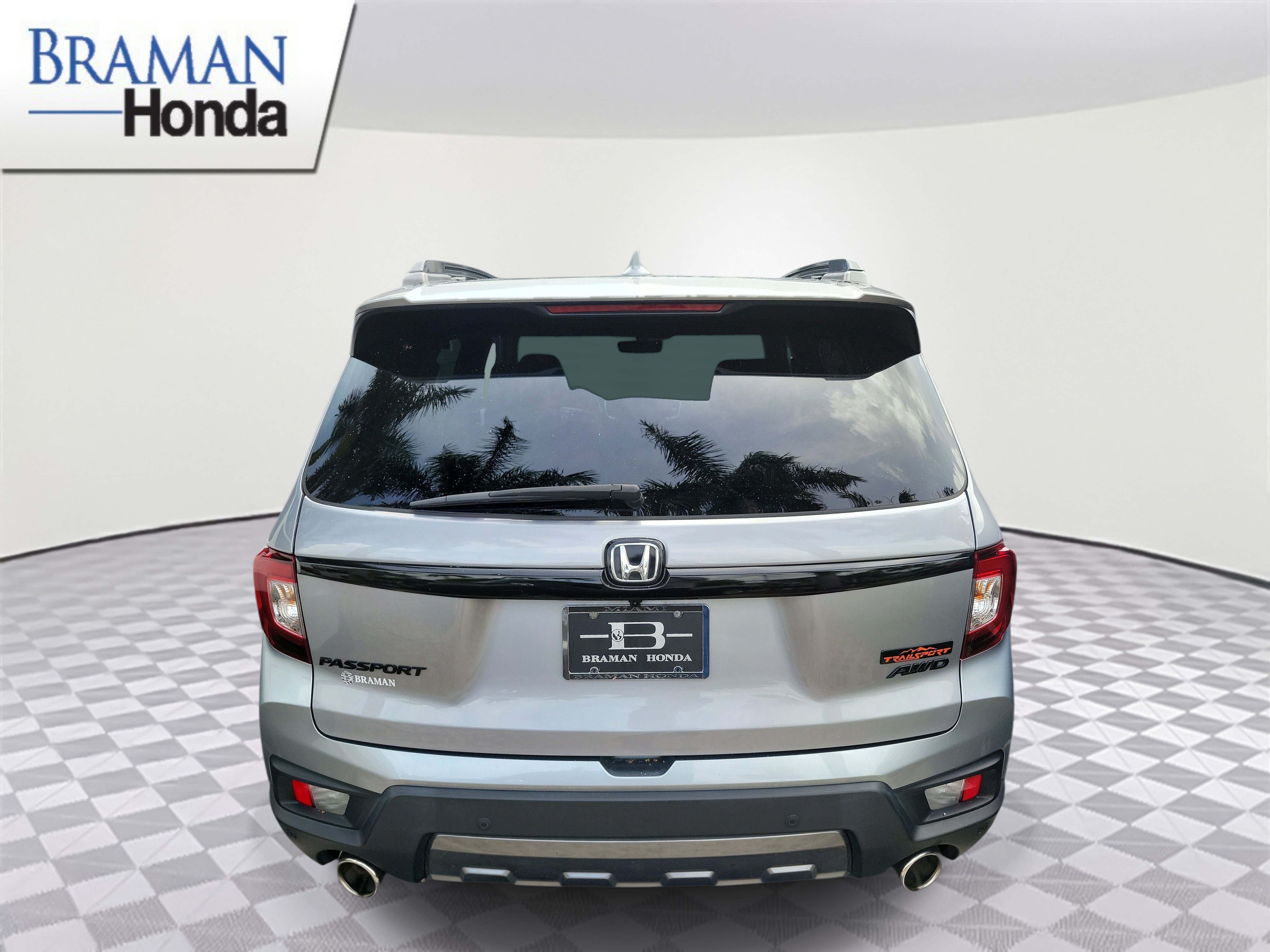 Certified 2024 Honda Passport TrailSport image 4