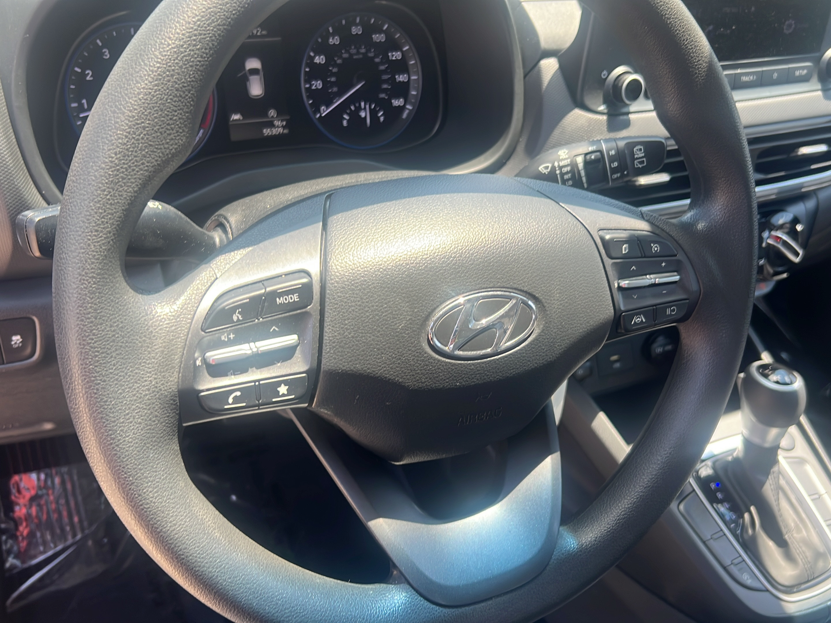 Certified 2022 Hyundai Kona SE FWD image 12