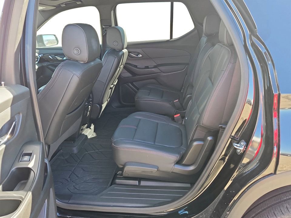 Used 2023 Chevrolet Traverse RS w/ LPO, Floor Liner Package image 30