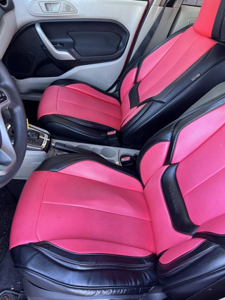 Used 2012 Ford Fiesta SE FWD image 7