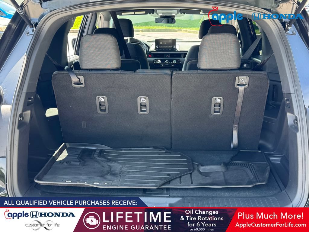 Used 2025 Honda Pilot Sport image 20