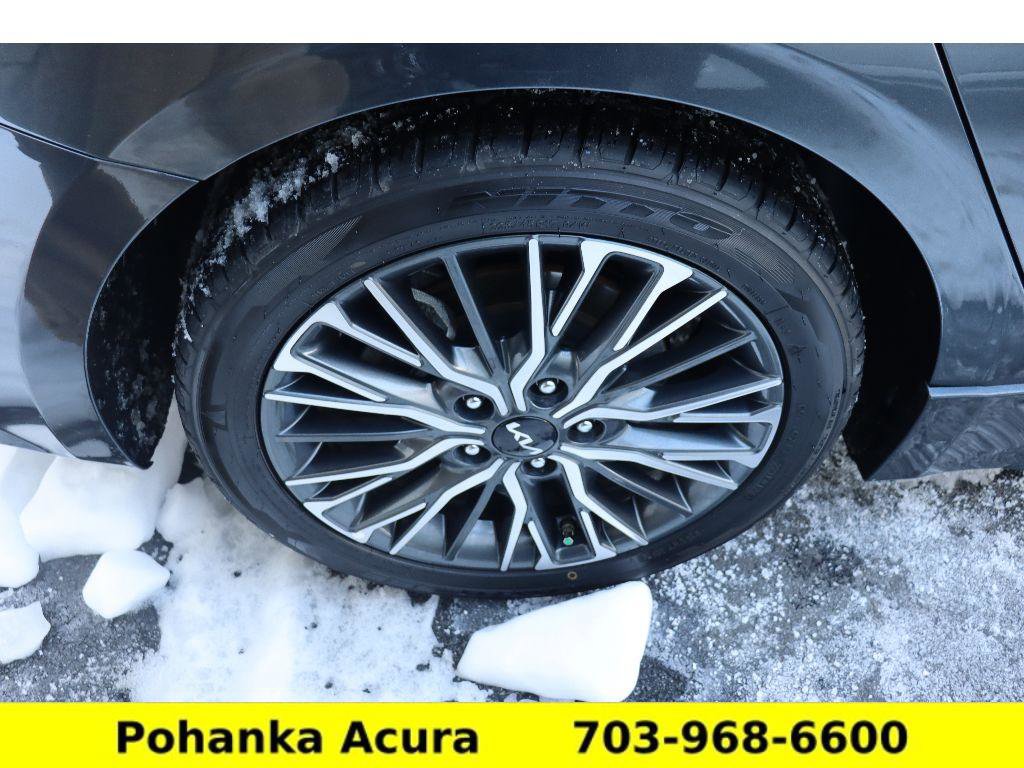 Used 2023 Kia Forte GT-Line w/ GT-Line Premium Package image 30