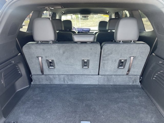 Used 2025 Buick Enclave Preferred image 41