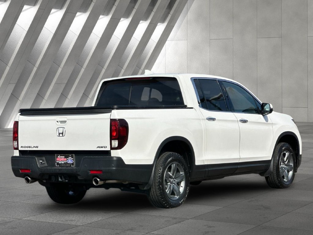 Used 2023 Honda Ridgeline RTL-E image 3