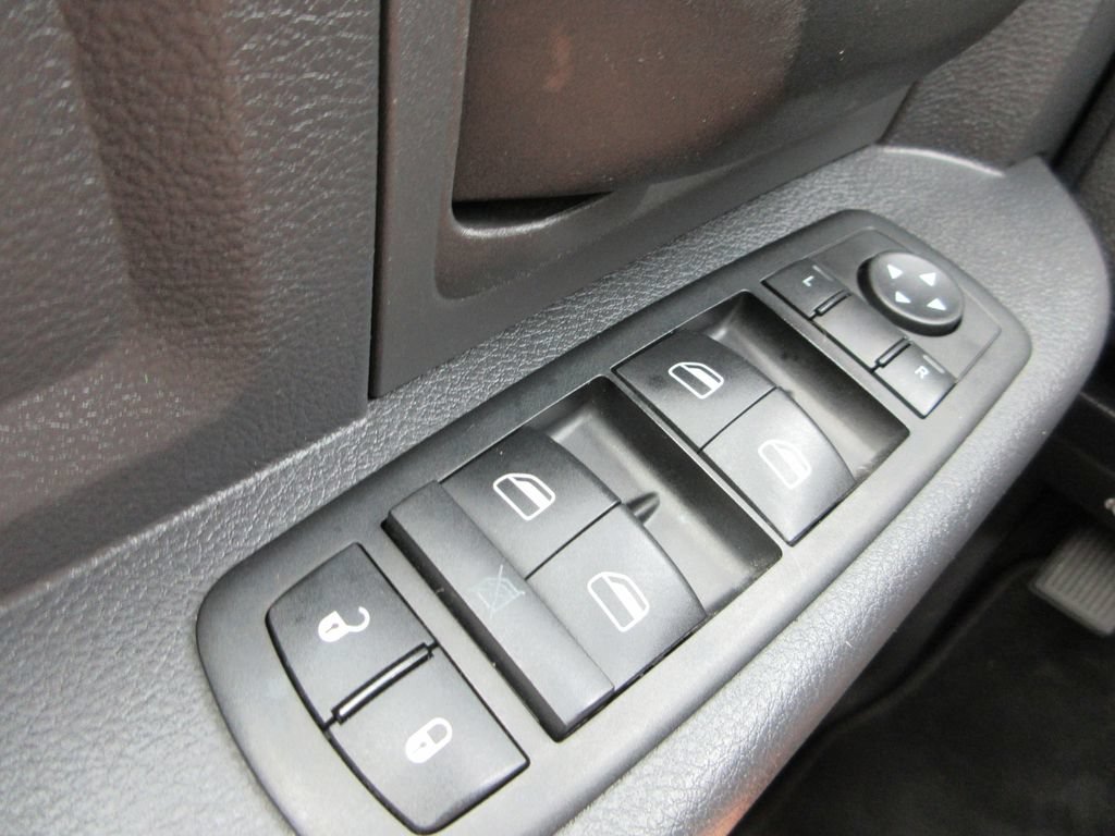Used 2009 Dodge Ram 1500 Truck SLT RWD image 22