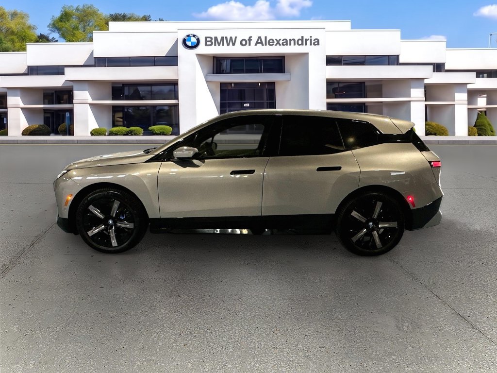 Certified 2024 BMW iX xDrive50 w/ Sport Package AWD/4WD image 8