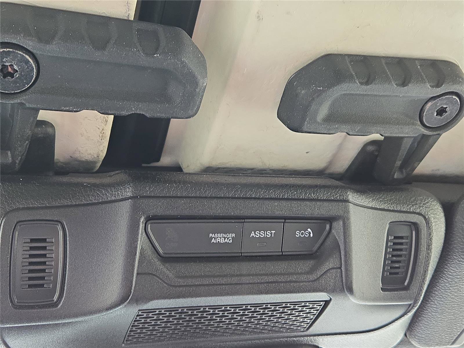 Used 2024 Jeep Wrangler Unlimited Rubicon image 31