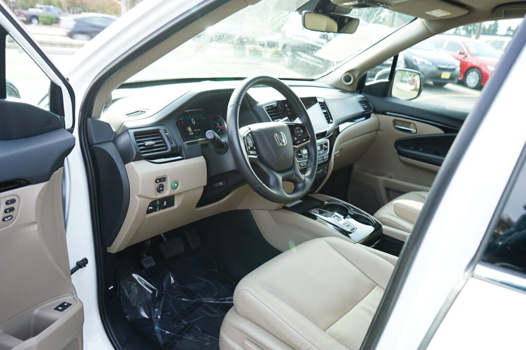 Used 2022 Honda Pilot Elite image 12