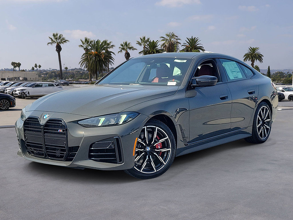 New 2026 BMW M440i w/ Premium Package
