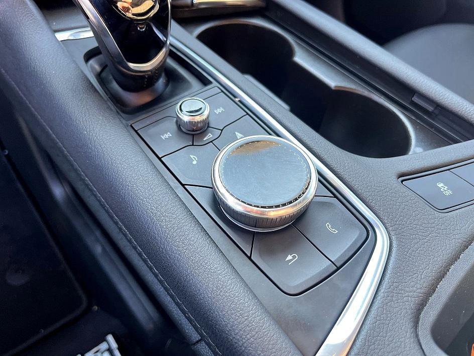 Certified 2025 Cadillac XT5 Premium Luxury image 26