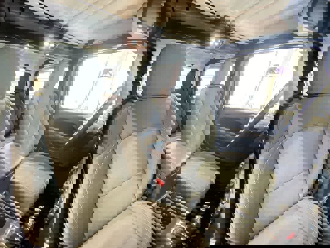 Used 2025 Jeep Wrangler Sport image 25