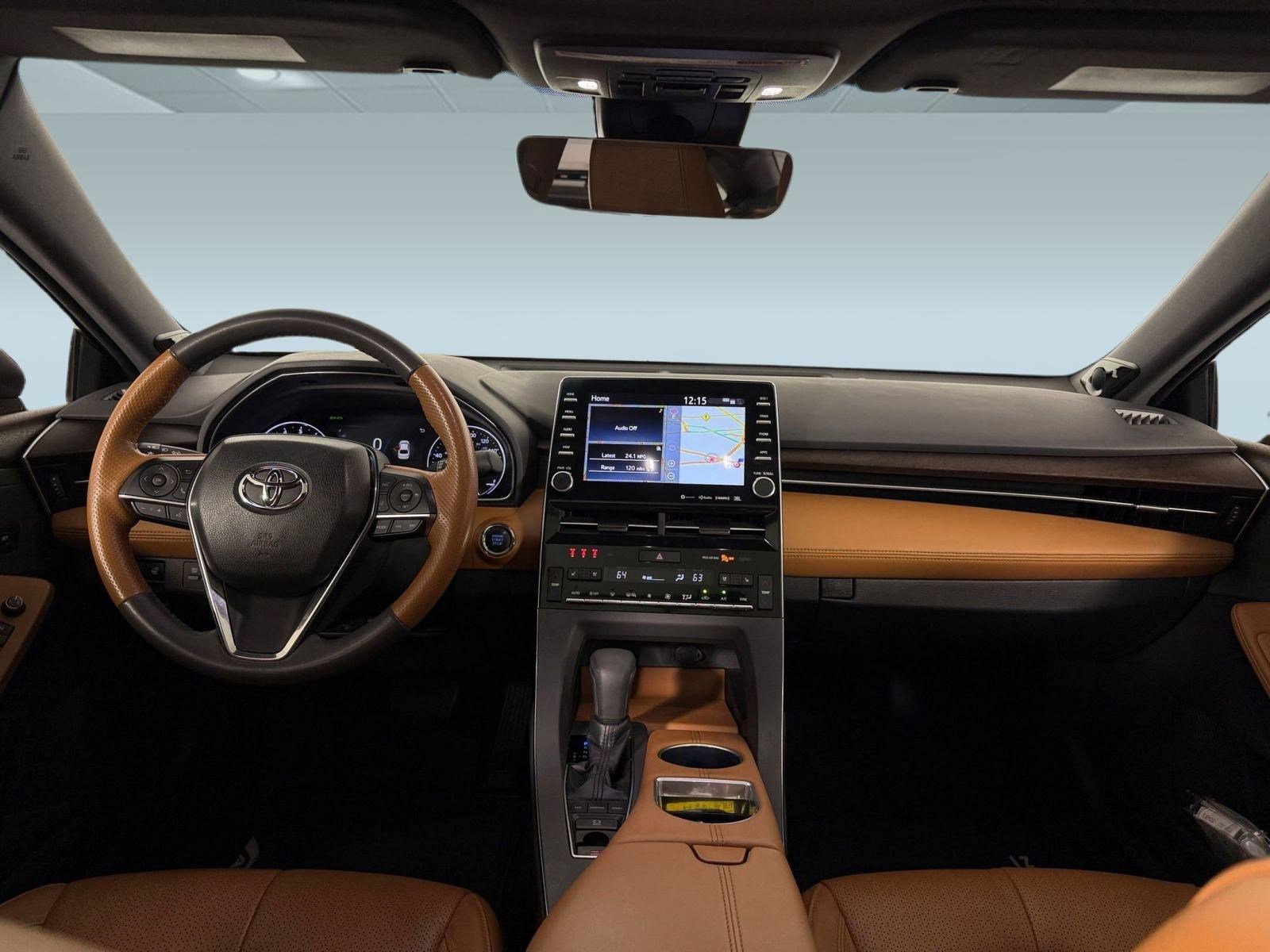 Used 2019 Toyota Avalon Limited FWD image 14