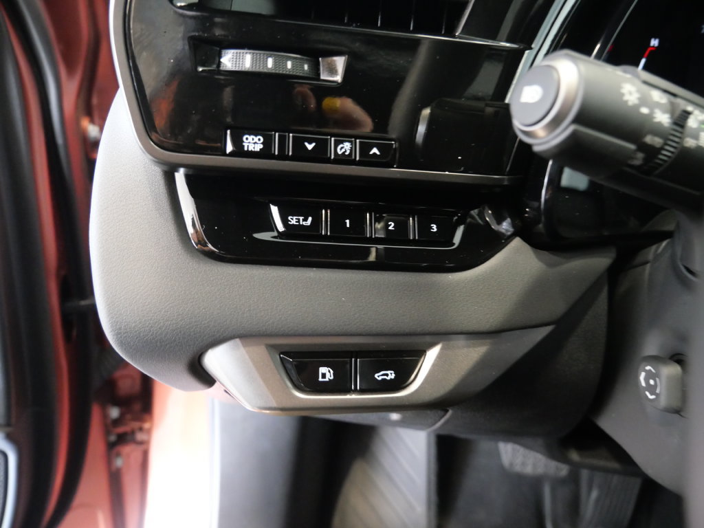 Certified 2023 Lexus RX 350 AWD w/ Accessory Package image 14
