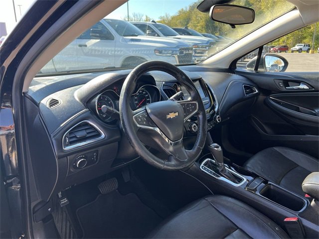 Used 2017 Chevrolet Cruze Premier image 10