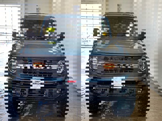 Used 2023 Ford Bronco Black Diamond w/ Sasquatch Package image 3