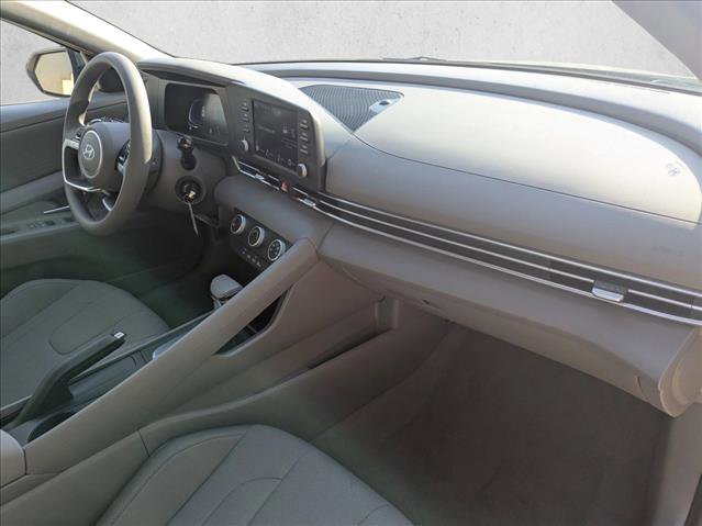 New 2026 Hyundai Elantra SE image 22