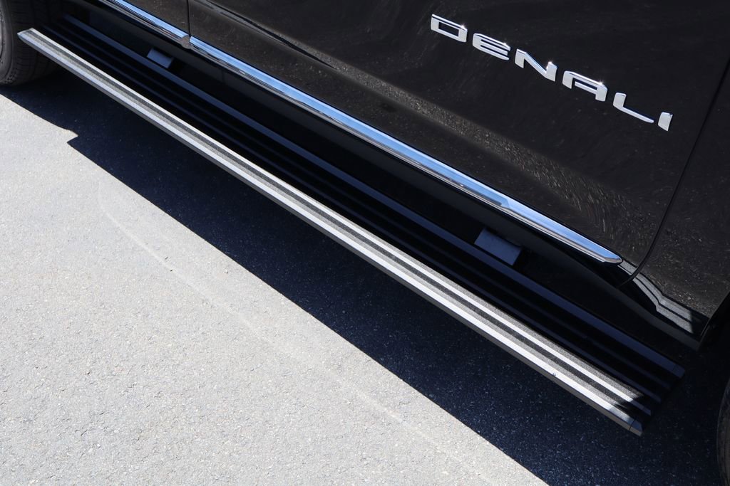 Used 2026 GMC Yukon Denali Ultimate image 10